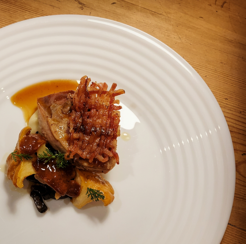 Dalleth plate — lattice and chanterelles