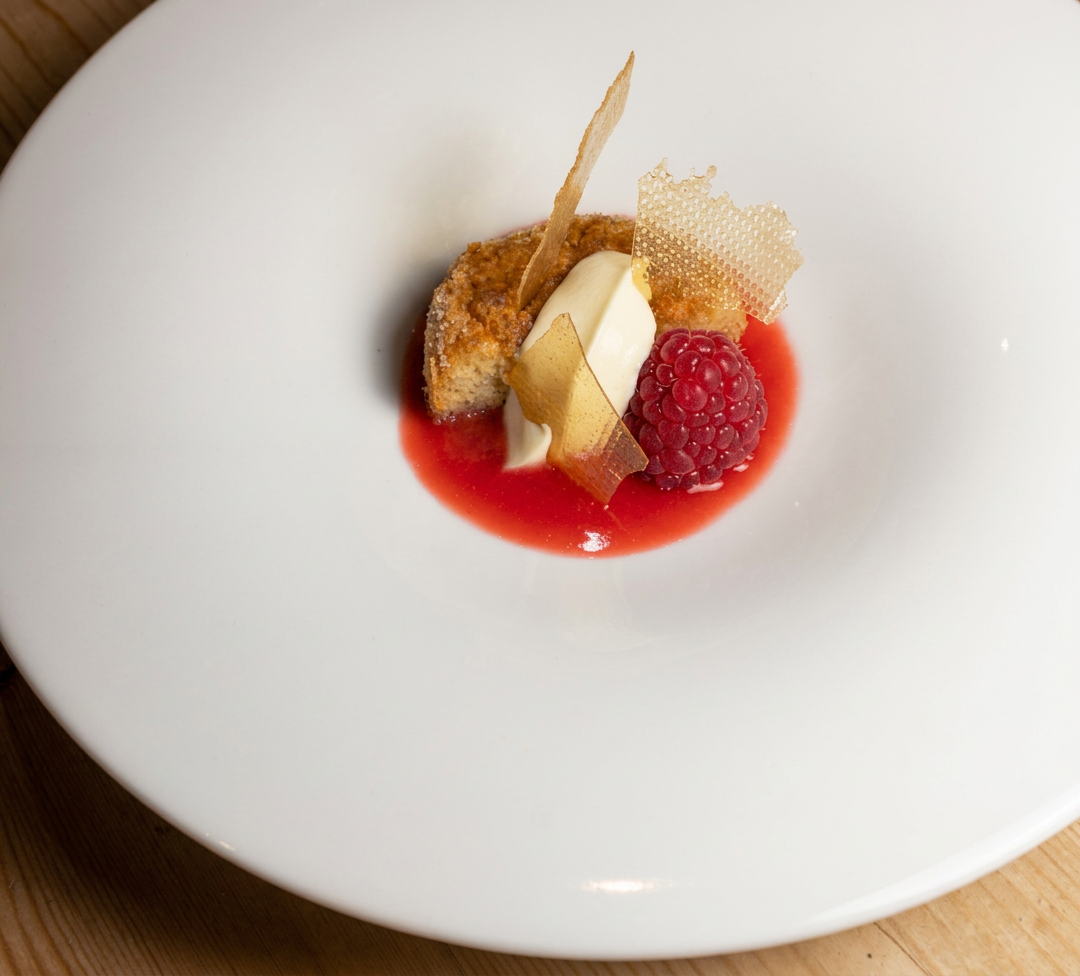 Dalleth dessert — raspberry and cream